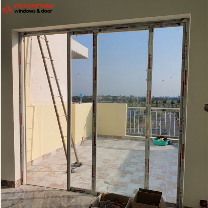 Cửa đi mở trượt 1 cánh nhôm Xingfa Quảng Đông chính hãng