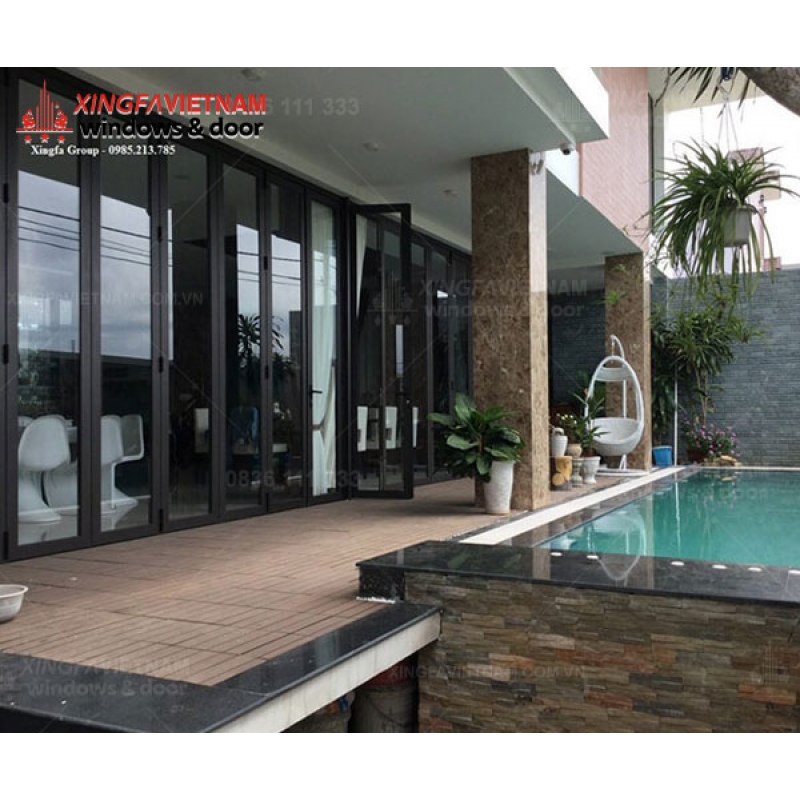Cửa đi mở xếp gấp 8 cánh nhôm Xingfa Quảng Đông chính hãng