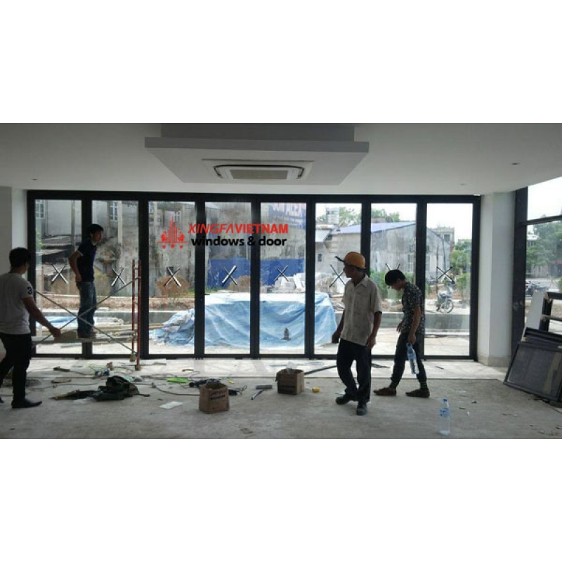 Cửa đi mở xếp gấp 8 cánh nhôm Xingfa Quảng Đông chính hãng